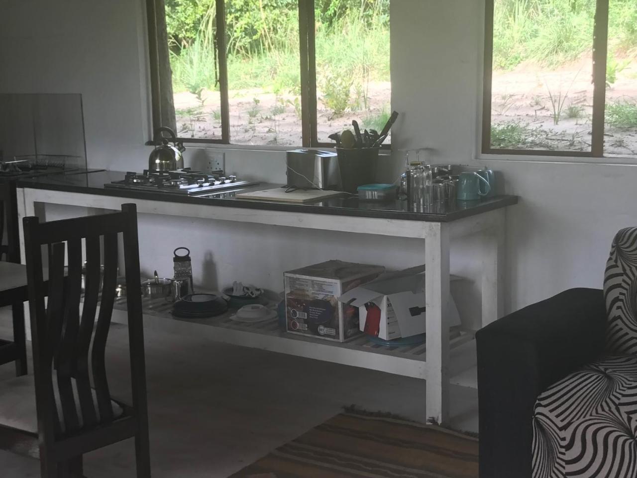 Kosi Bay Private Lodge Manguzi Экстерьер фото